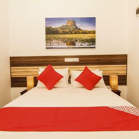 Clove Transit Hotel Kotugoda Luaran gambar