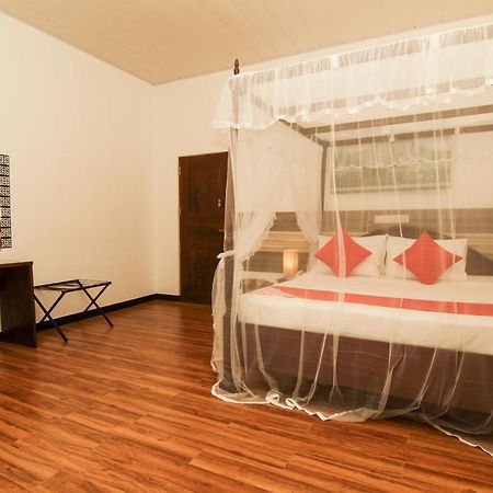 Clove Transit Hotel Kotugoda Luaran gambar