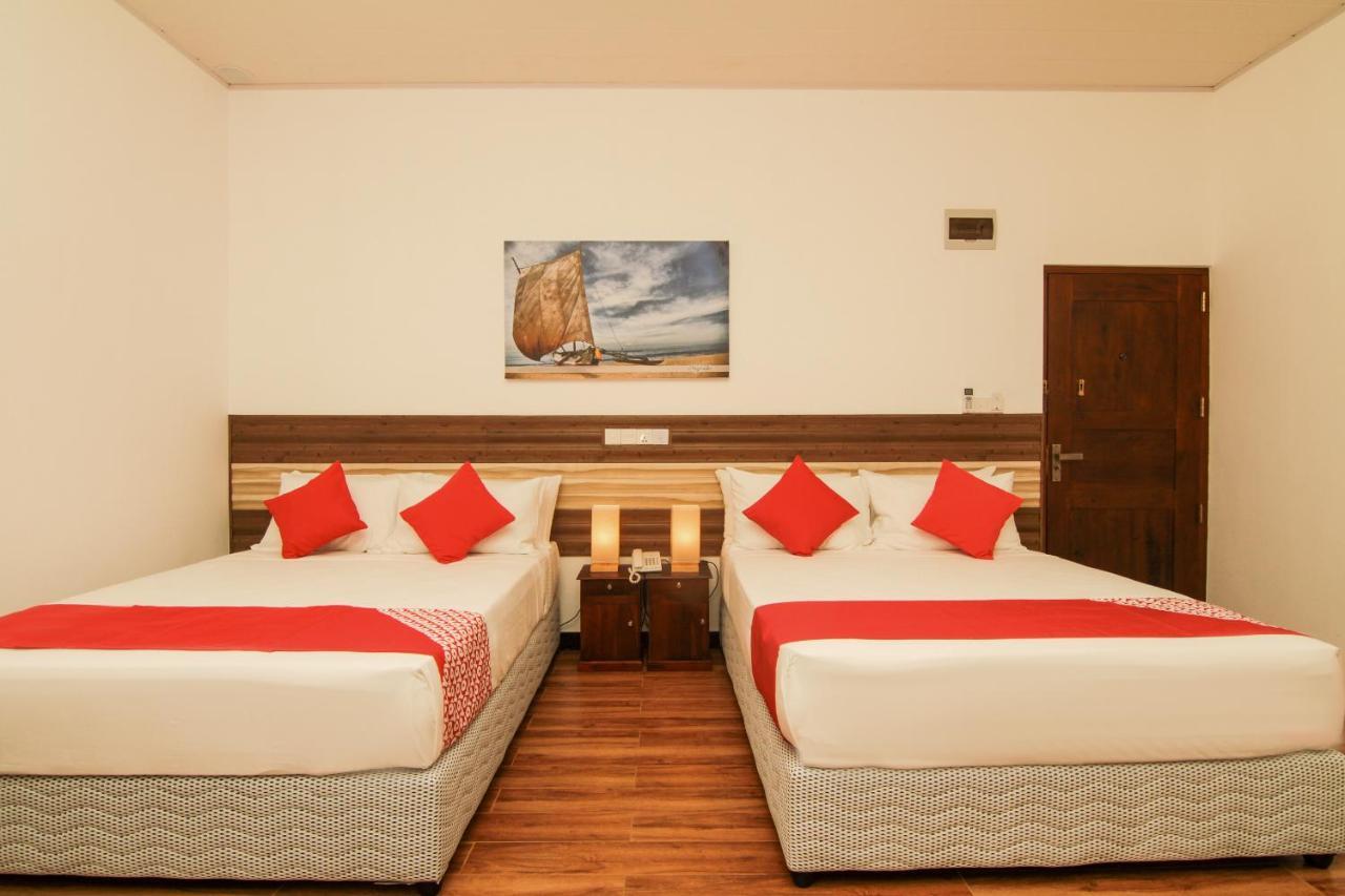 Clove Transit Hotel Kotugoda Luaran gambar