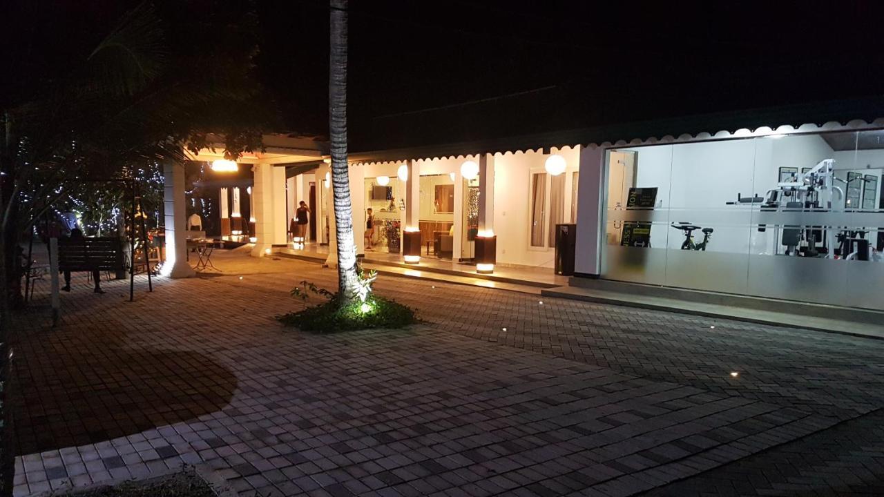 Clove Transit Hotel Kotugoda Luaran gambar