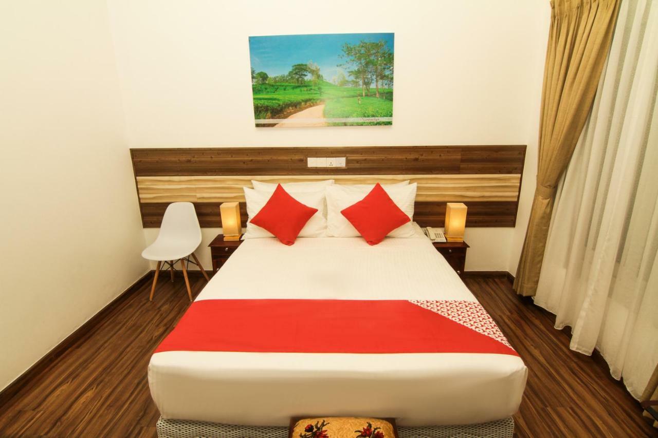 Clove Transit Hotel Kotugoda Luaran gambar