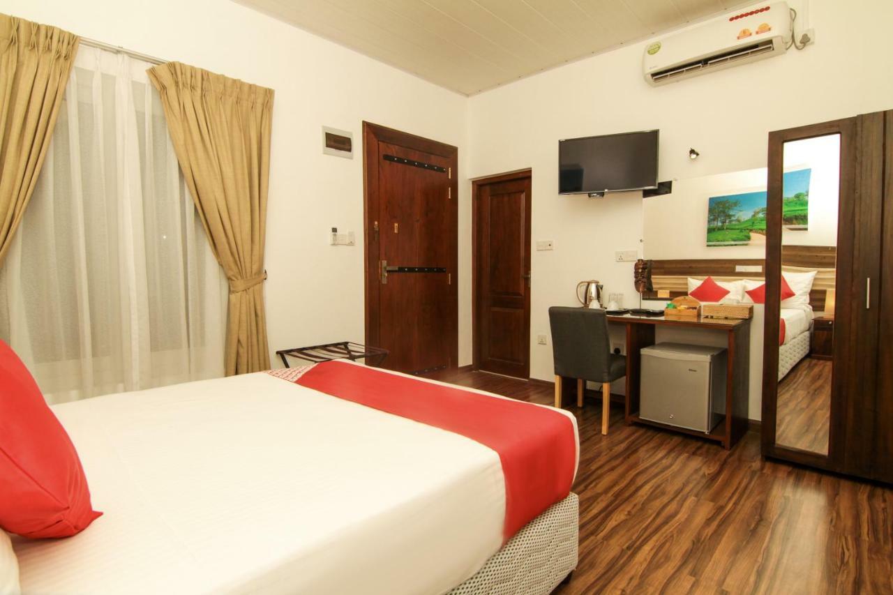 Clove Transit Hotel Kotugoda Luaran gambar