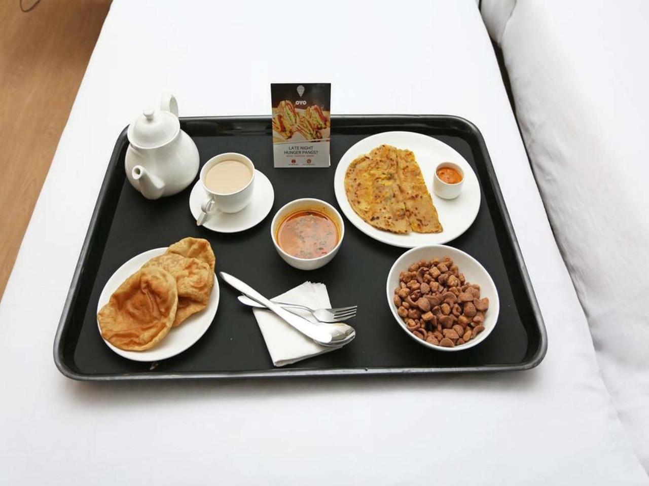 Clove Transit Hotel Kotugoda Luaran gambar