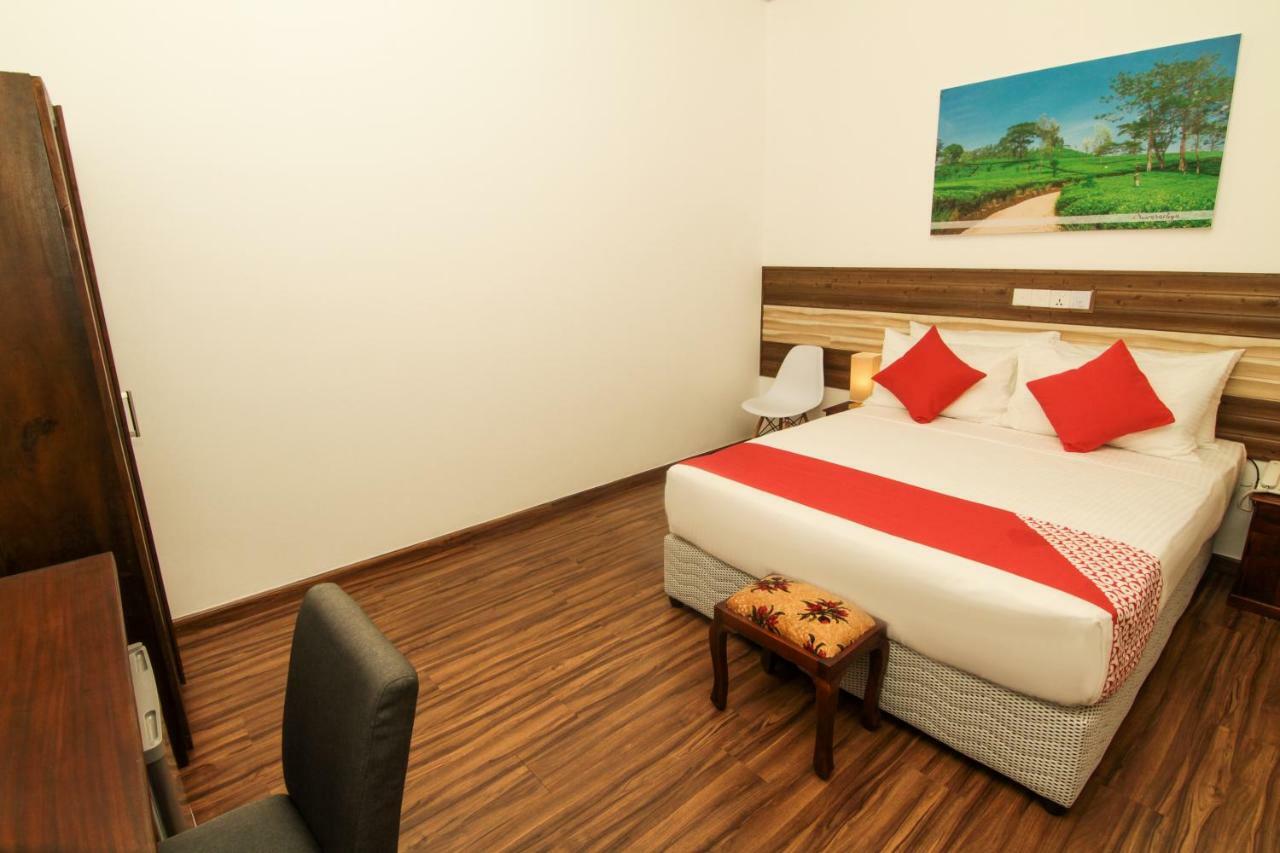 Clove Transit Hotel Kotugoda Luaran gambar