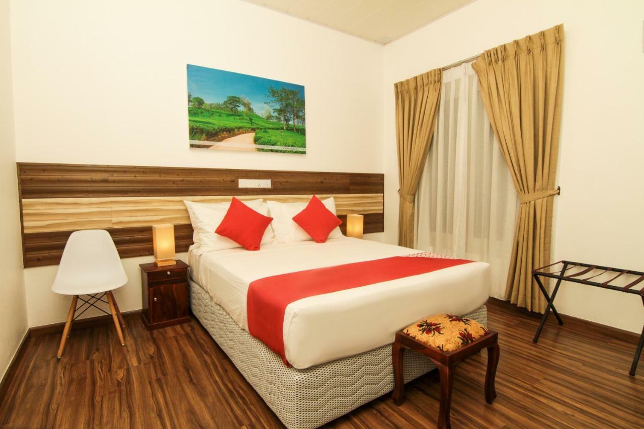 Clove Transit Hotel Kotugoda Luaran gambar