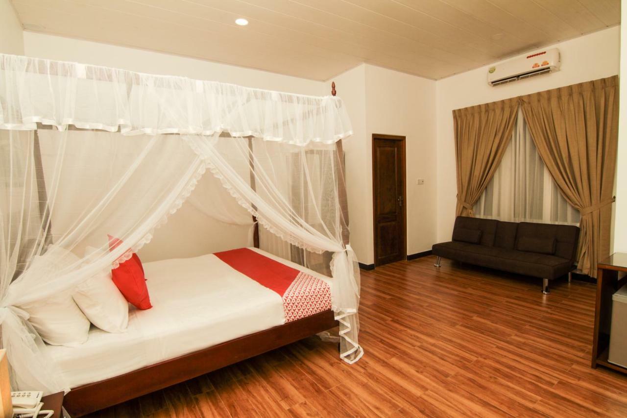 Clove Transit Hotel Kotugoda Luaran gambar