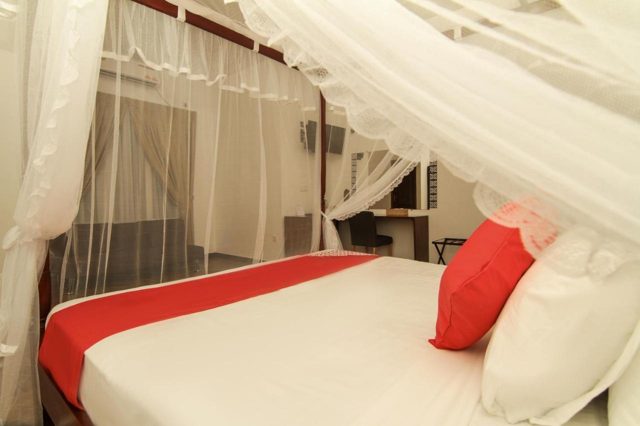 Clove Transit Hotel Kotugoda Luaran gambar