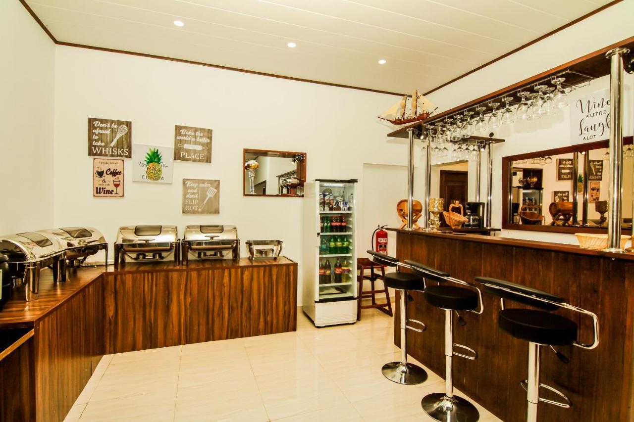 Clove Transit Hotel Kotugoda Luaran gambar